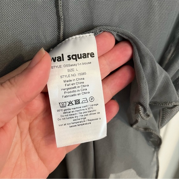 Oval Square - Ossassy Top - L - Picture 6 of 9